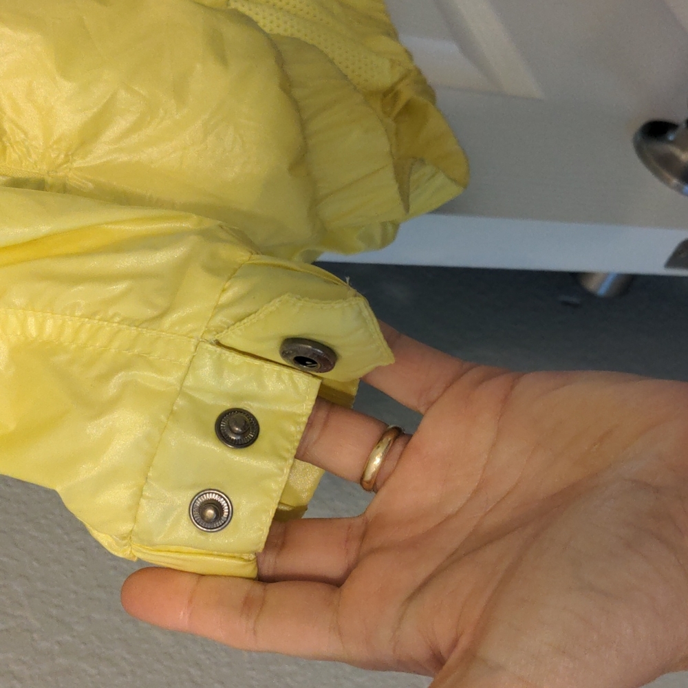 Yellow rain jacket - Picture 6 of 7